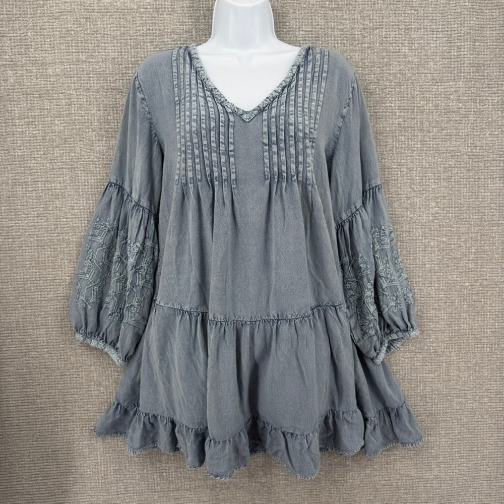 Solitaire Embroidered Boho Tunic Top Women Large Blue Chambray Flowy Peasant